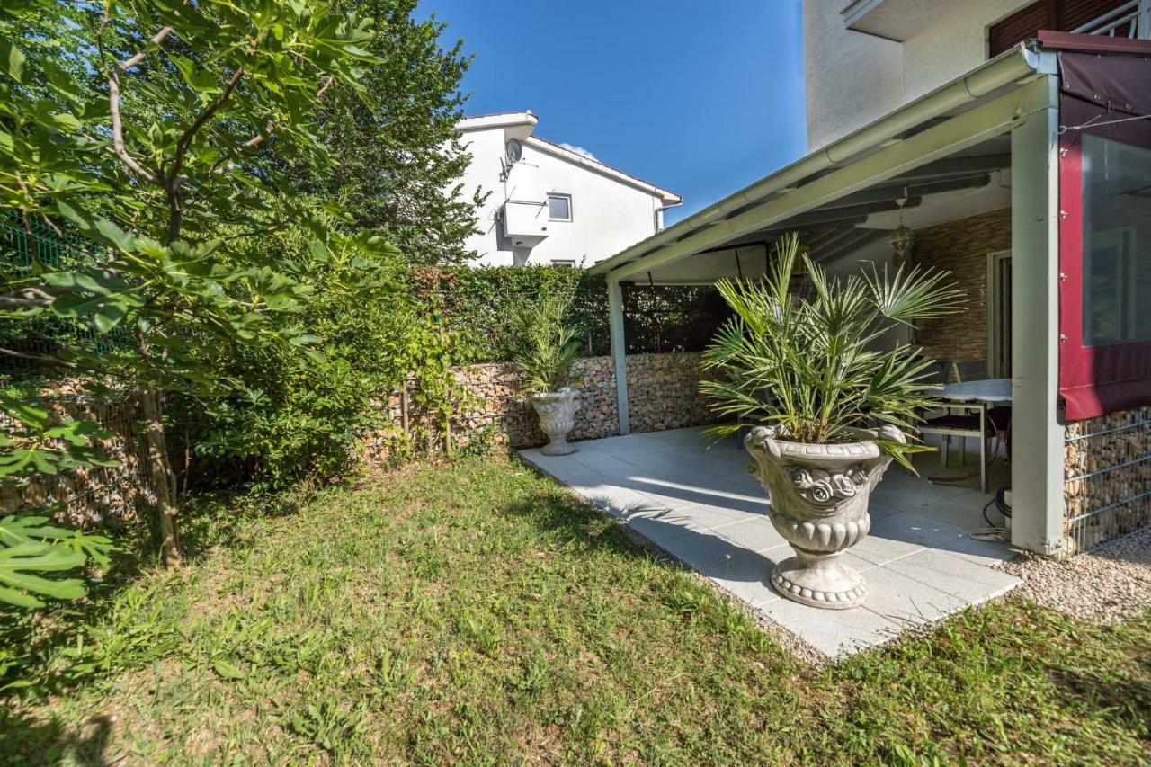 Apartment Pavic Garden 巴斯卡 外观 照片